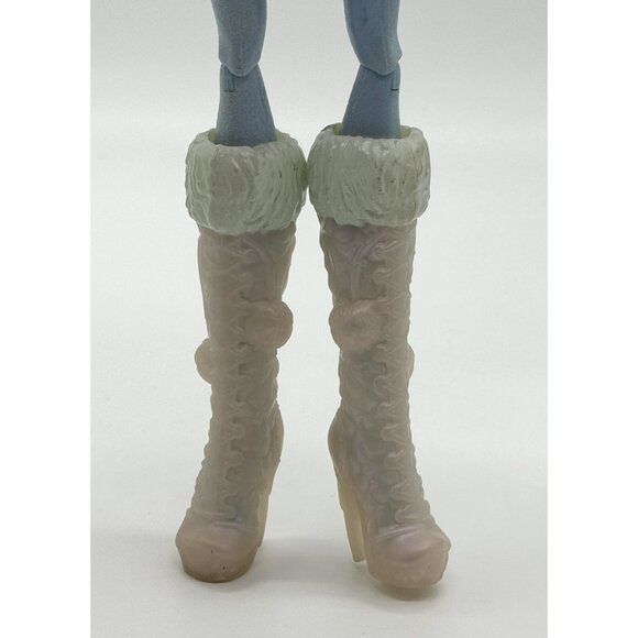 Ever After High Epic Crystal Winter Tall Pearly Iridescent White Doll High Boots - Picture 1 of 3